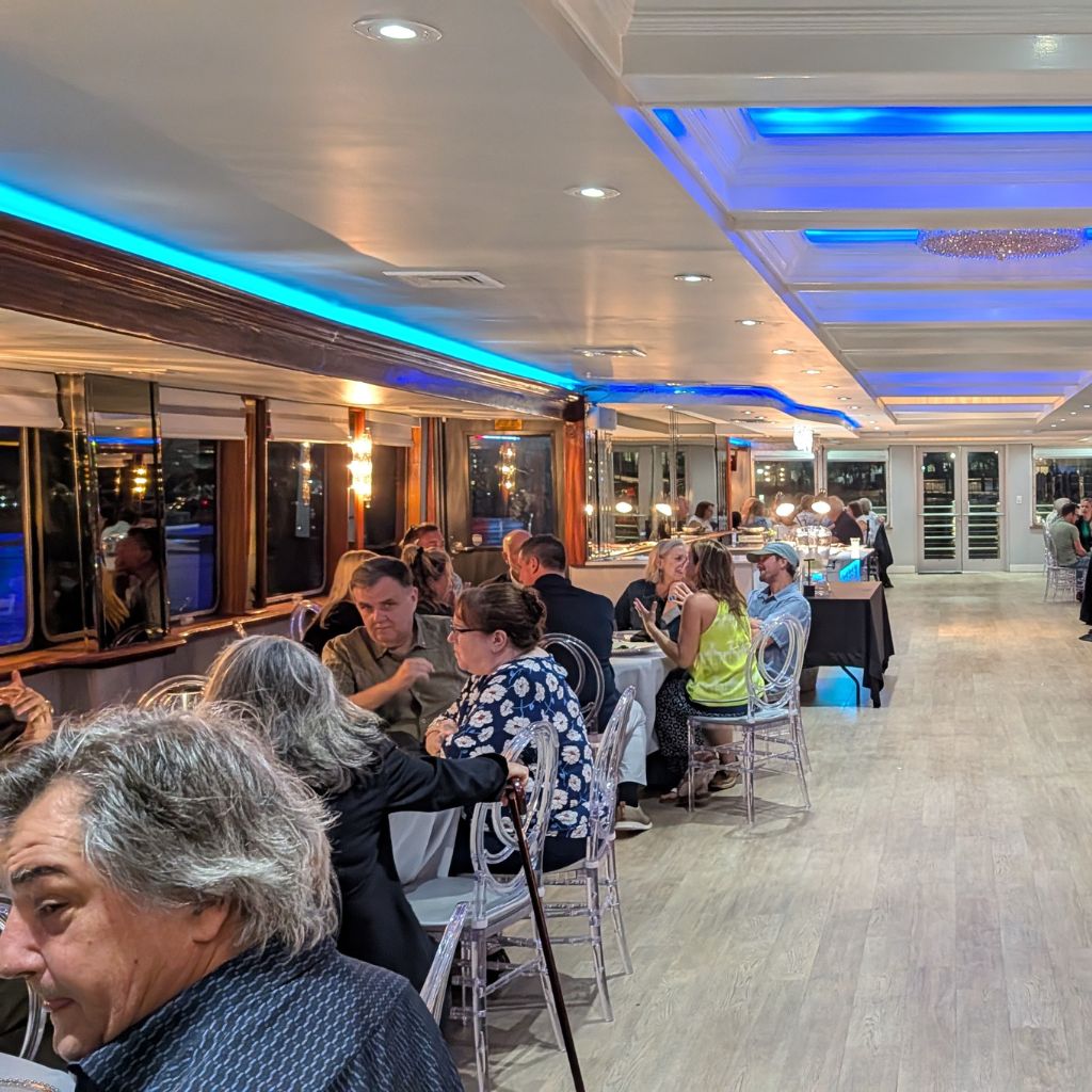 Royal Princess Dinner Cruise Dining Accomodations